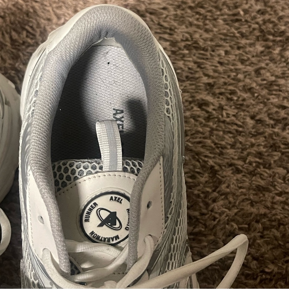 Axel Arigato Marathon Runner Sneakers - Picture 4 of 11
